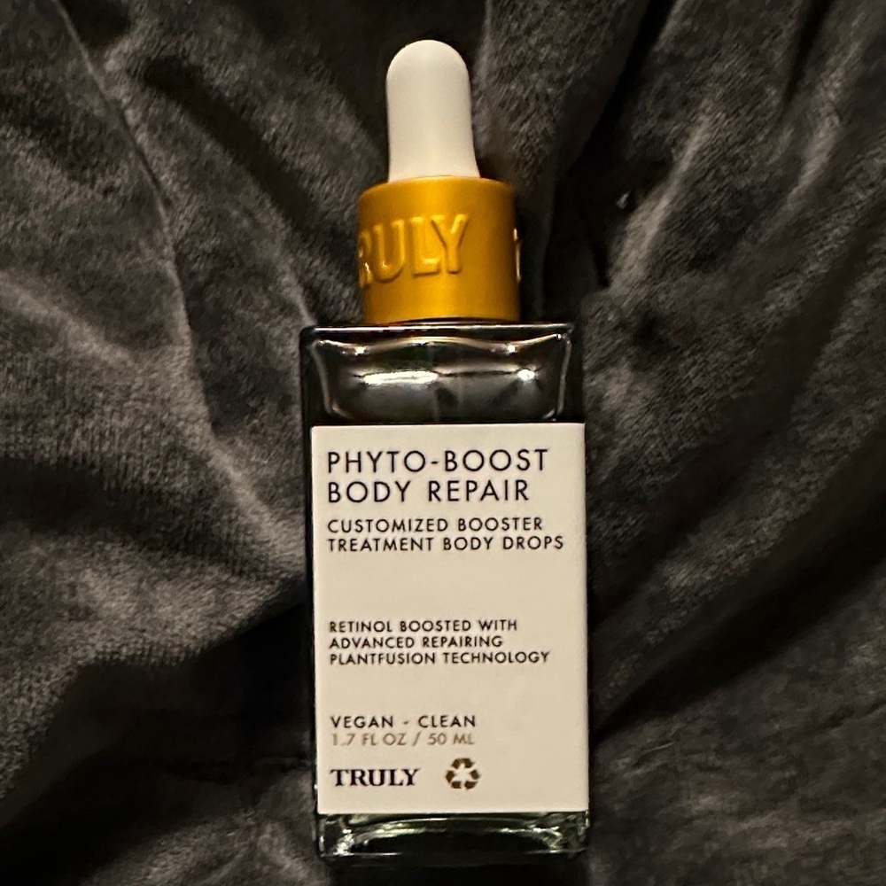 TRULY Phyto-Boost Body Drops with Gold Cap